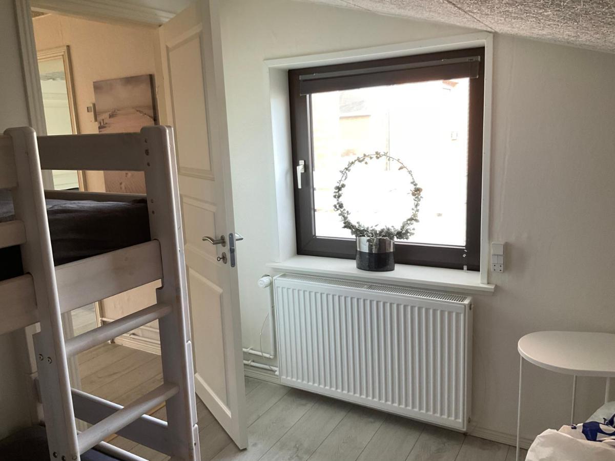 Strandhytten Hvide Sande Buitenkant foto